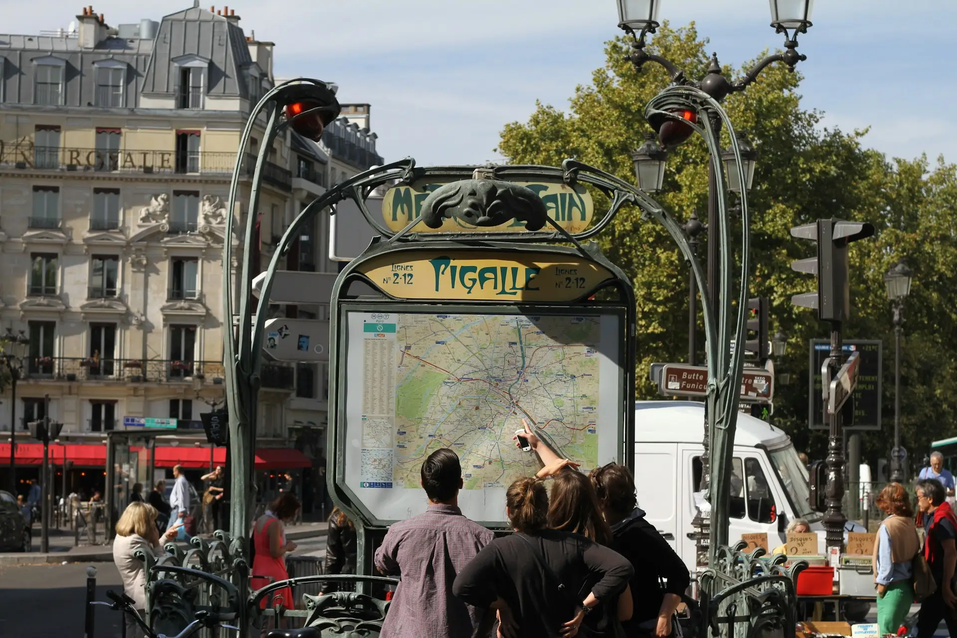 Estación de metro en París